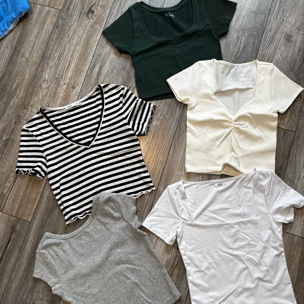 Tops bundle xs small
